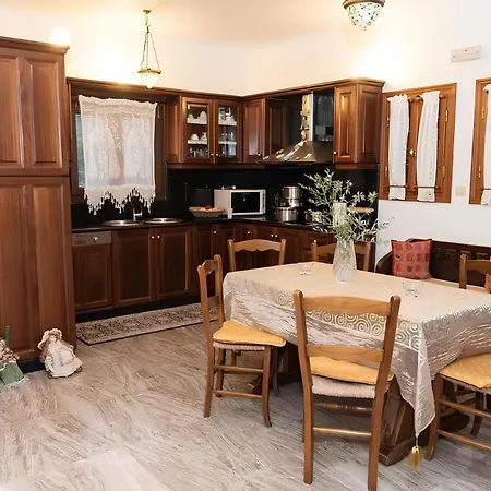 Tatil Evi Sunshine Vasilikí